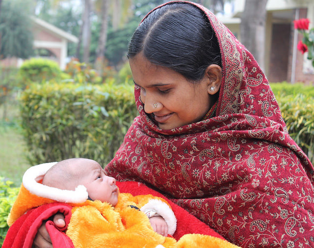 The Amateur Category winner: Happy mother seeing her child after getting vision back which she had lost during pregnancy because of bilateral cataract