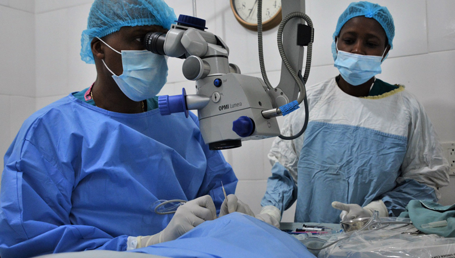 Cataract surgery in Les Cayes, Haiti/ Story: Vacancy: International Ophthalmology Fellow at NHS Fife