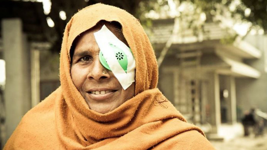 New smartphone app BOOST aims to improve cataract surgical outcomes /A lady after cataract surgery/ Ellen Crystal
