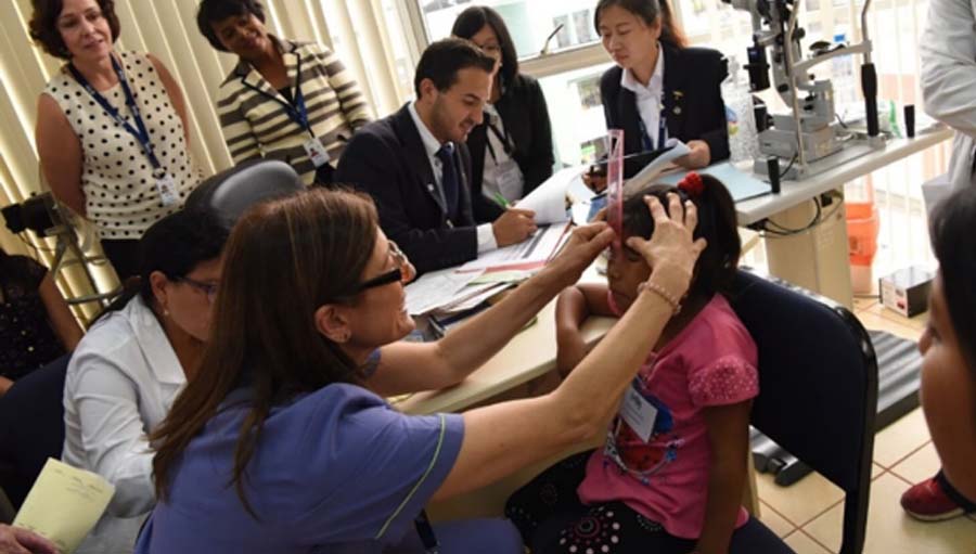 Potenciando la Capacitación Multidisciplinaria en la Salud Visual