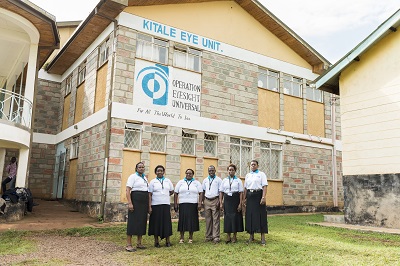 Kenyan school teachers who have tested children's sight using Peek's mobile devices.