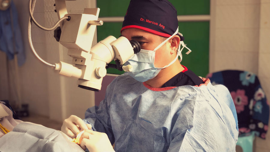 Performing surgery Dr Marcus Ang