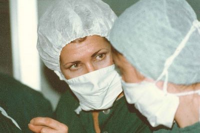 Victoria teaching K graft surgery in Jordan 1979