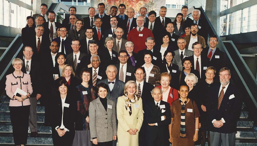 participants at WHO meet; 1998