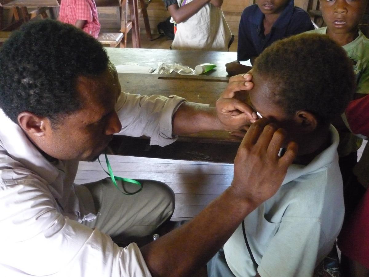 Screening for trachoma in Papua New Guinea